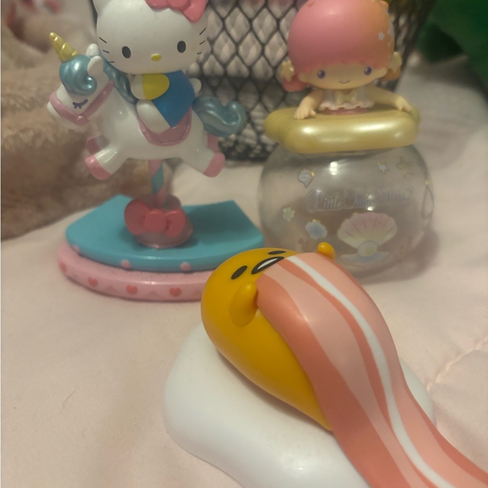 Sanrio Hello Kitty and Friends Figurine Set - Pink, Blue, Yellow